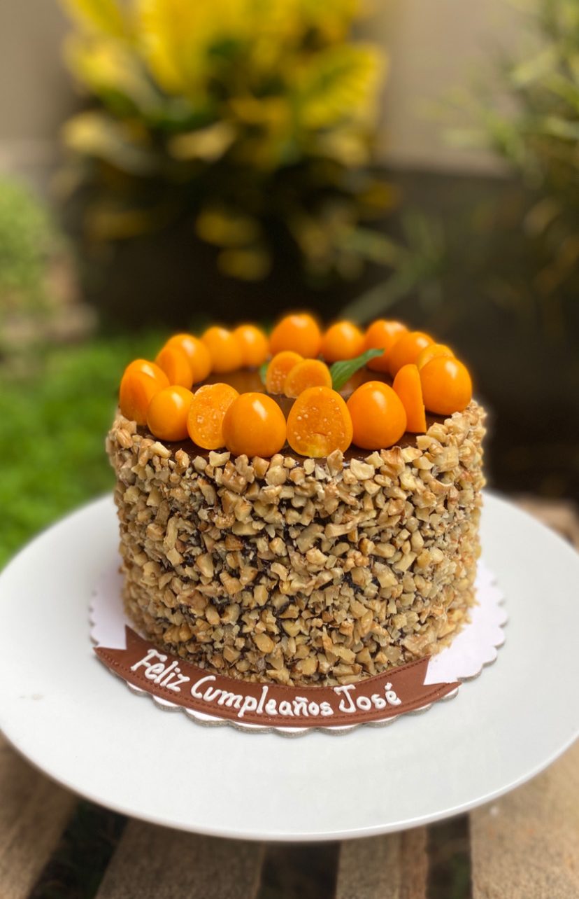 chocolate con nueces y aguaymanto