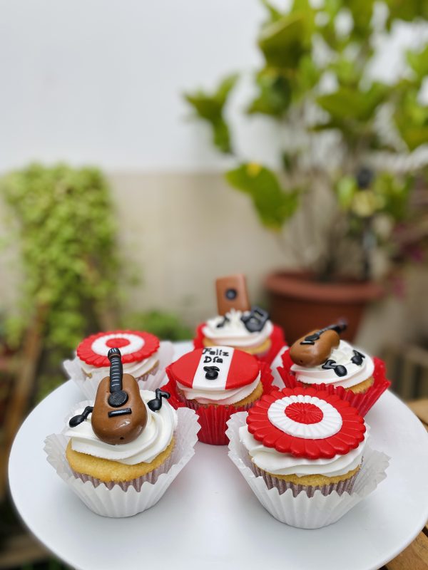 CUPCAKES DIA DE LA CANCION CRIOLLA