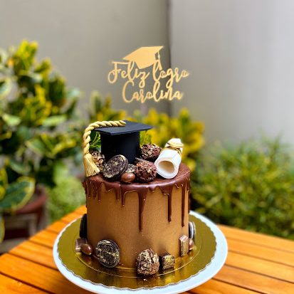 GRADUACION DRIPCAKE MUJER