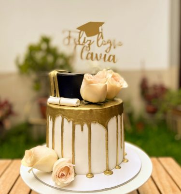 GRADUACION DRIPCAKE MUJER